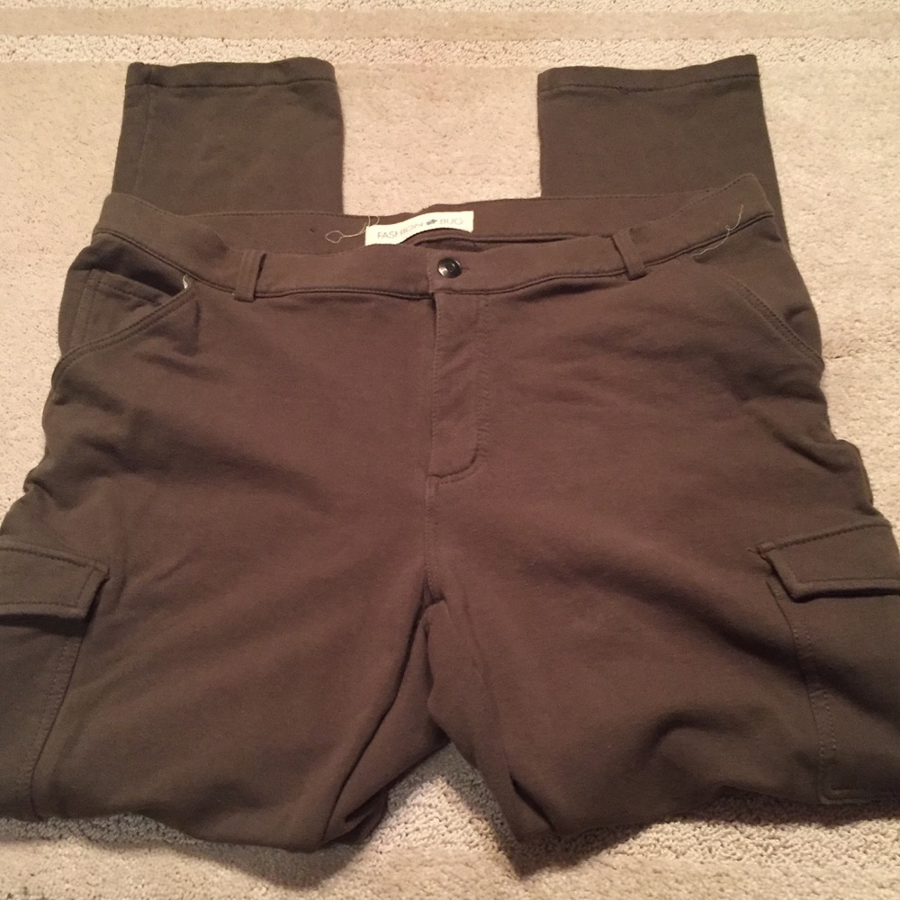 Plus size stretch cargo skinnies